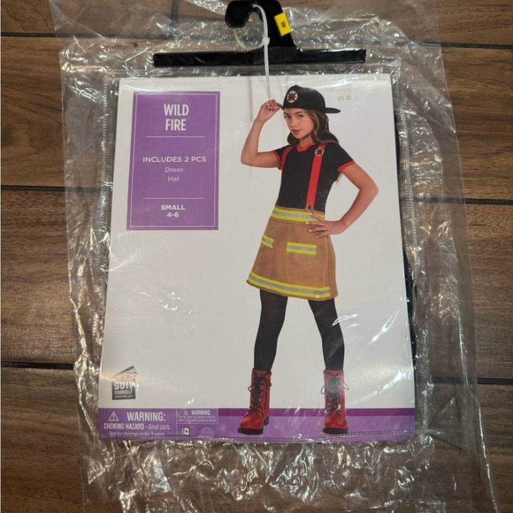 WILD FIRE "Firewoman" kids Halloween Costume Dress and helmet size small 4-6